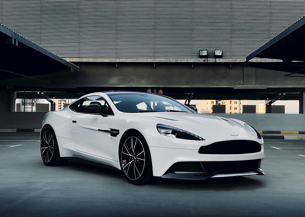 Aston Martin Vantage F1